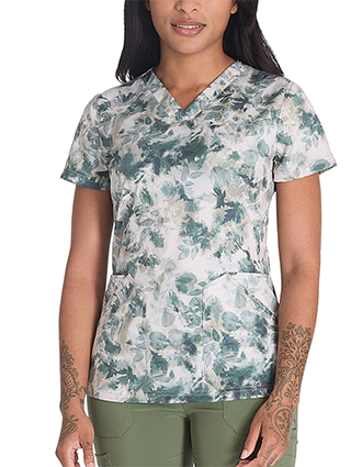 Dickies Prints Women's V-Neck Print Top in Nature Trail